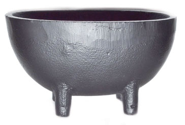 3 1/4"x 5 1/2" Oval cast iron cauldron - Click Image to Close